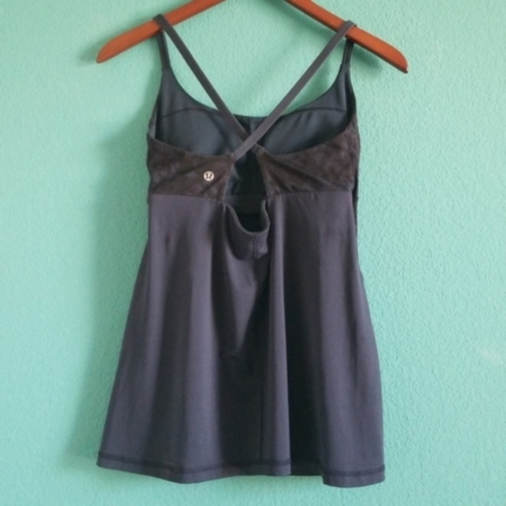 {Lululemon} Navy & Purple Scroll Print Tank Top